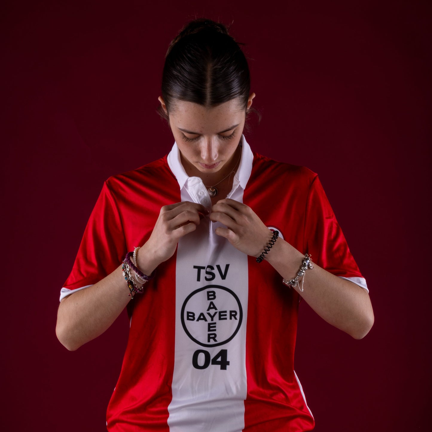 Legacy_Trikot_Front_Frau